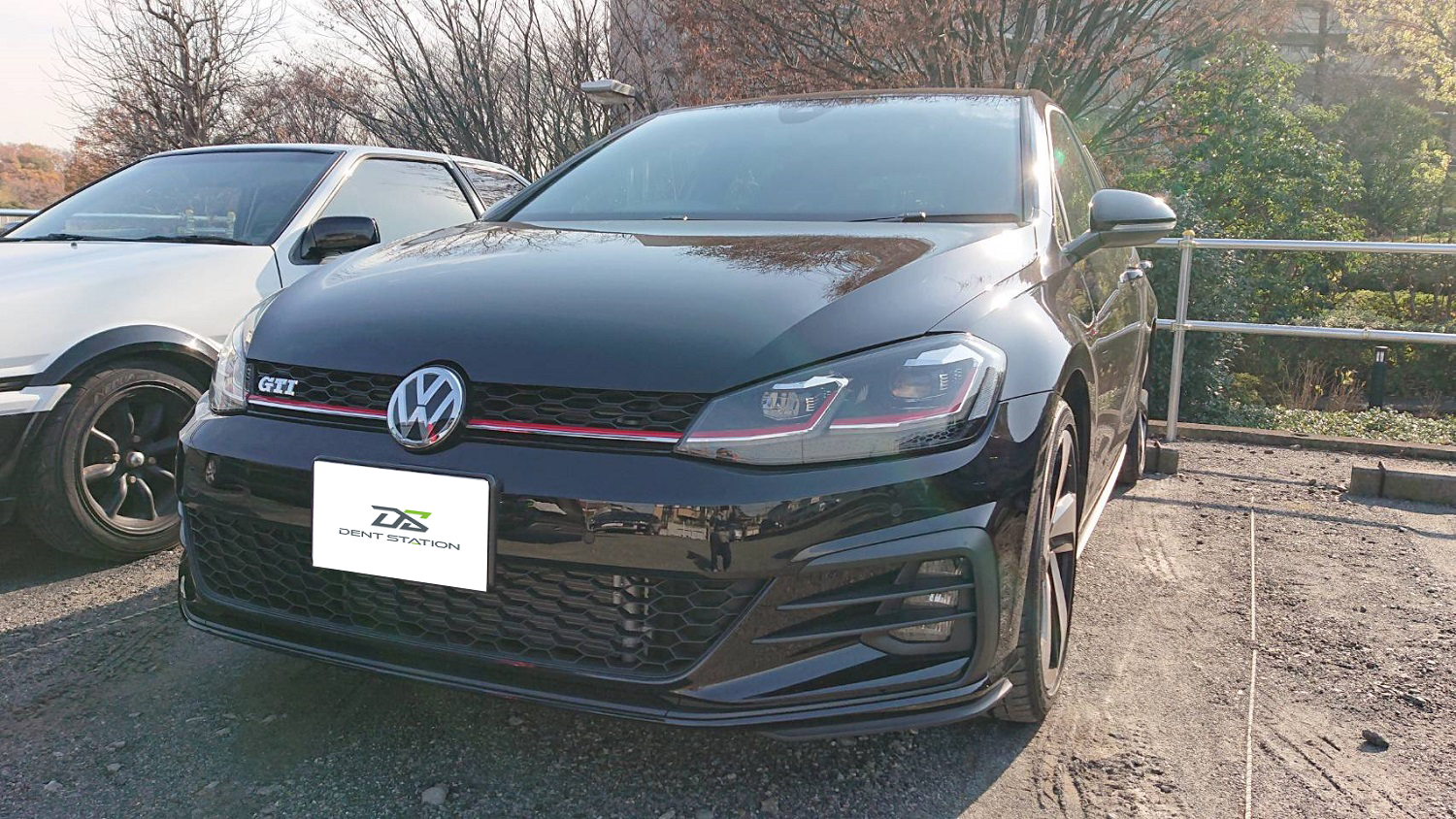 VWゴルフＧＴＩ　デントリペア