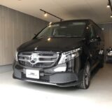 メルセデス・ベンツVクラス V220d　右側フロントフェンダー凹み　デントリペア