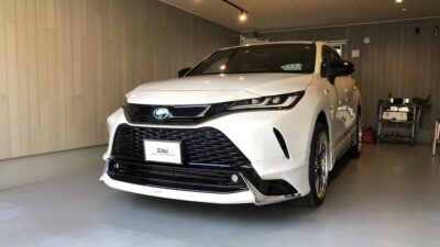 トヨタ・ハリアー　右ルーフサイドパネル凹み　デントリペア