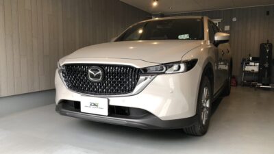 マツダ・CX-8　左側リアドア凹み　デントリペア