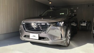 マツダ・CX-60　ボンネット凹み　デントリペア