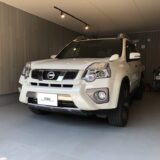 日産・エクストレイル　左側クォーターパネル凹み　デントリペア