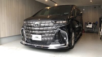 トヨタ・アルファード　助手席側ドア凹み　デントリペア