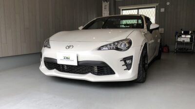 トヨタ・86　助手席側ドア凹み　デントリペア