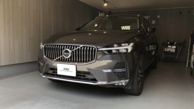ボルボ・XC60　左側リデントリペアデントリペア