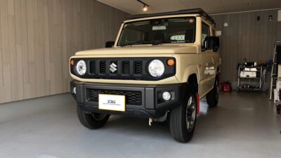 スズキ・ジムニー　右クォーターパネル凹み　デントリペア