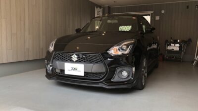 スズキ・スイフトスポーツ　左側フロントフェンダー凹み　デントリペア