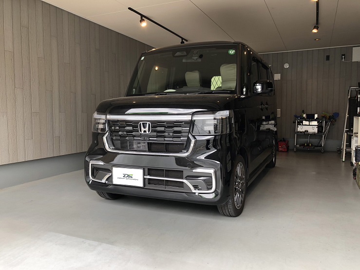 ホンダ・N-BOX　運転席側ドア凹み　デントリペア
