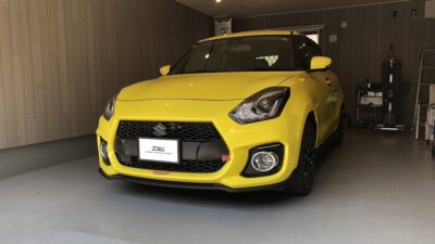 スズキ・スイフトスポーツ　左側フロントフェンダー凹み　デントリペア