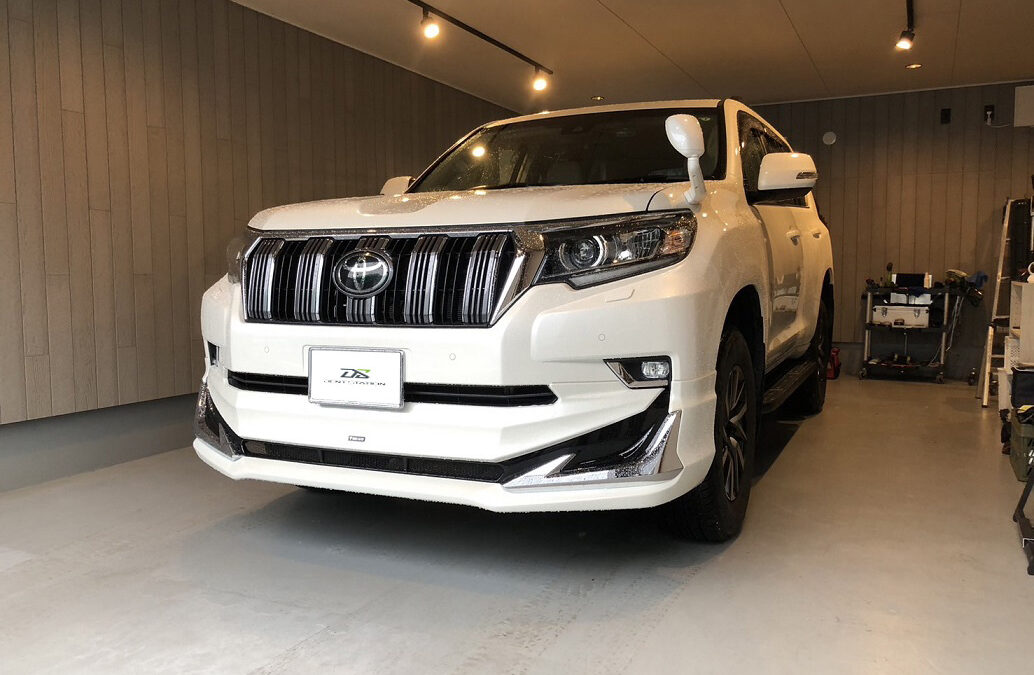 トヨタ・ランクルプラド　助手席側ドア凹み　デントリペア