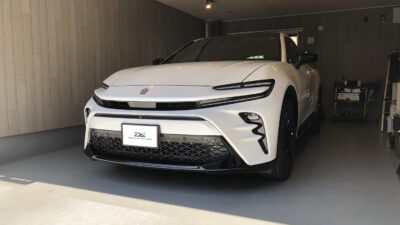 トヨタ・クラウンスポーツ　助手席側ドア凹み　デントリペア