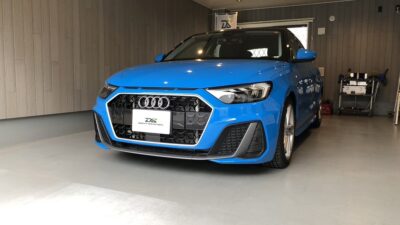 【横浜市】アウディ・A1　助手席側ドア凹み　デントリペア（ドアパンチによる被害・再塗装なし）