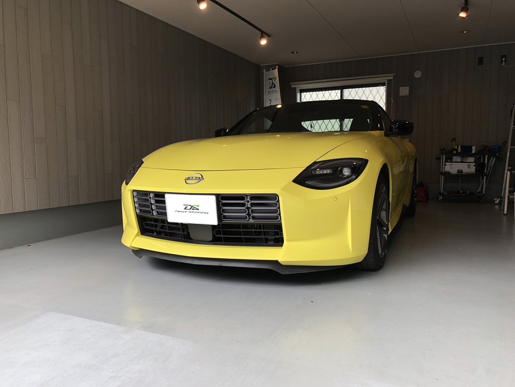 座間市】日産・フェアレディZ(RZ34) リアフェンダーのへこみ デント