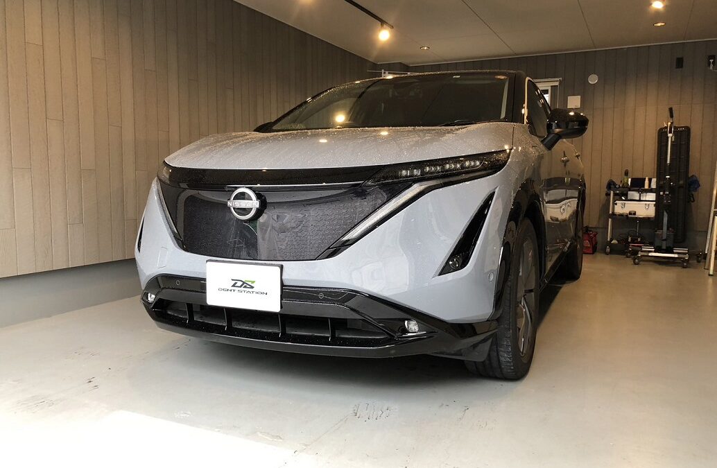 【海老名市】日産・アリア　左フロントドア凹み　デントリペア