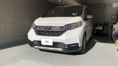 【海老名市】ホンダ・フリード　右スライドドア凹み　デントリペア