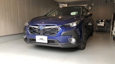 【横浜市】スバル・クロストレック　左側リアドア凹み　デントリペア