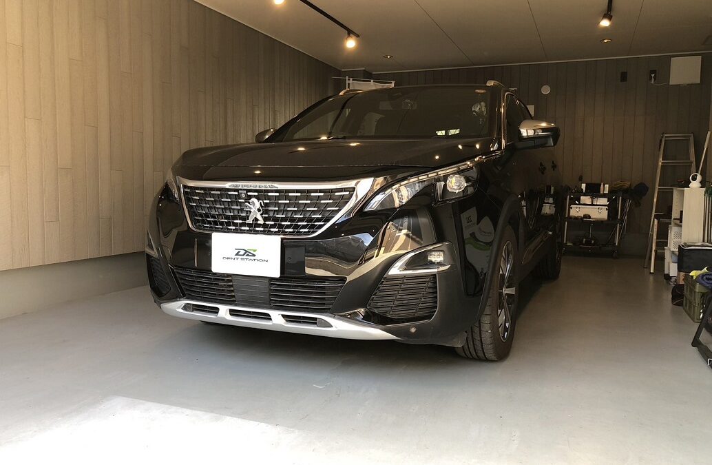 【厚木市】プジョー・3008　運転席側ドア凹み　デントリペア