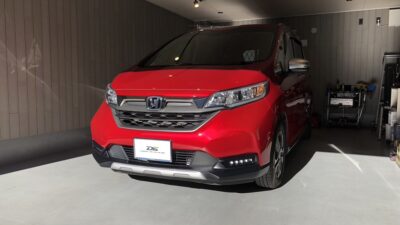 【藤沢市】ホンダ・フリード　ルーフ凹み修理　デントリペア