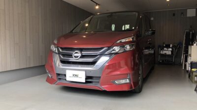 【綾瀬市】日産・セレナ　運転席側ドア凹み修理　デントリペア