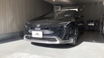 【横浜市】トヨタ・プリウス(60系)　トランクの凹み修理　デントリペア