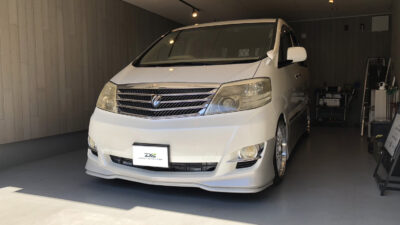 【小田原市】トヨタ・アルファード(10系)　右フロントフェンダー凹み修理　デントリペア