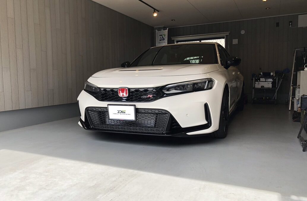 【大和市】ホンダ・シビック タイプR　右クォーターパネル凹み修理　デントリペア