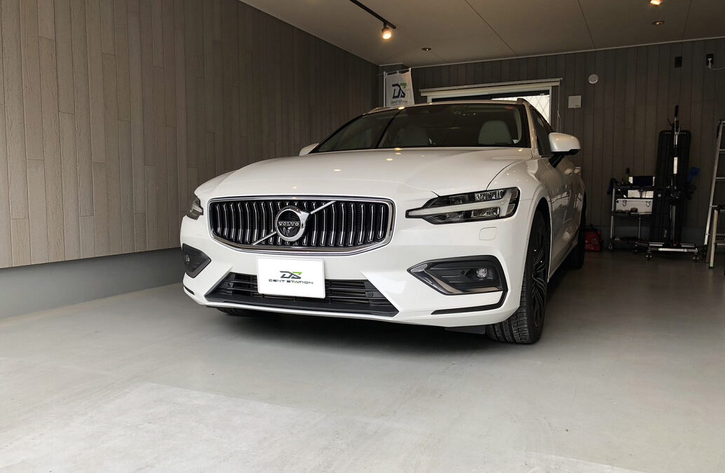 【横浜市】ボルボV60　左フロントフェンダー凹み修理　デントリペア