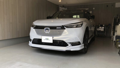 【伊勢原市】ホンダ・ヴェゼル 右リアドアの凹み修理　デントリペア
