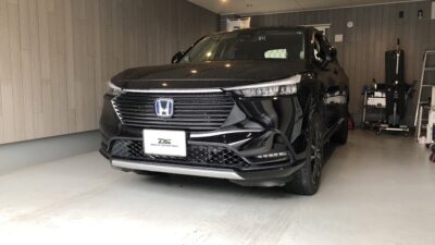 【大和市】ホンダ・ヴェゼル　左フロントドア凹み修理　デントリペア
