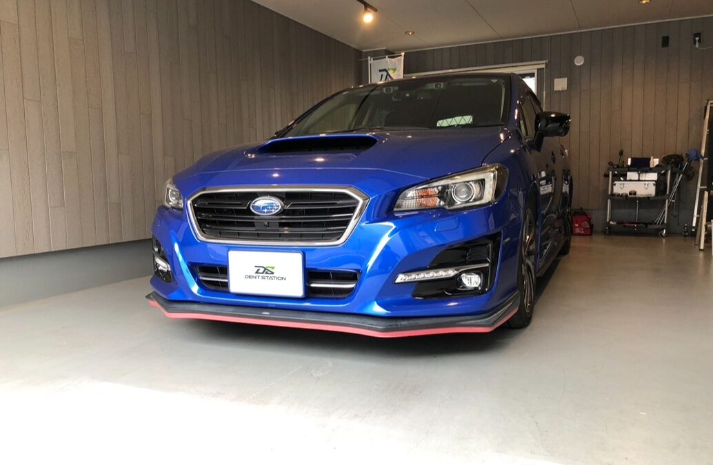 【横浜市】スバル・レヴォーグ 右リアドアの凹み修理　デントリペア